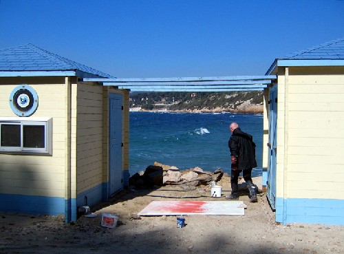 JoDD arbeitet am Mittelmeer bei Sanary sur Mer Südfrankreich



