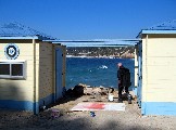 JoDD arbeitet am Mittelmeer bei Sanary sur Mer Südfrankreich

