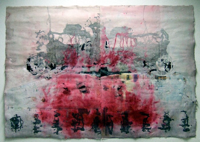   verkauft

CHINA Serie 1. Bild:  NIHAO  150x250cm 2 Teile

Zeitung und Reispapier aus Shanghai,Leim,Pigmente,
Holzkohle,Beize,Acryl auf Zeichenkarton aus der DDR