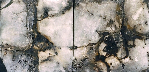 RAKOZ 1995 ü.

 180x360cm 

Bitumen,Acryl,Pigmente,Staub,Graphit auf Leinwand